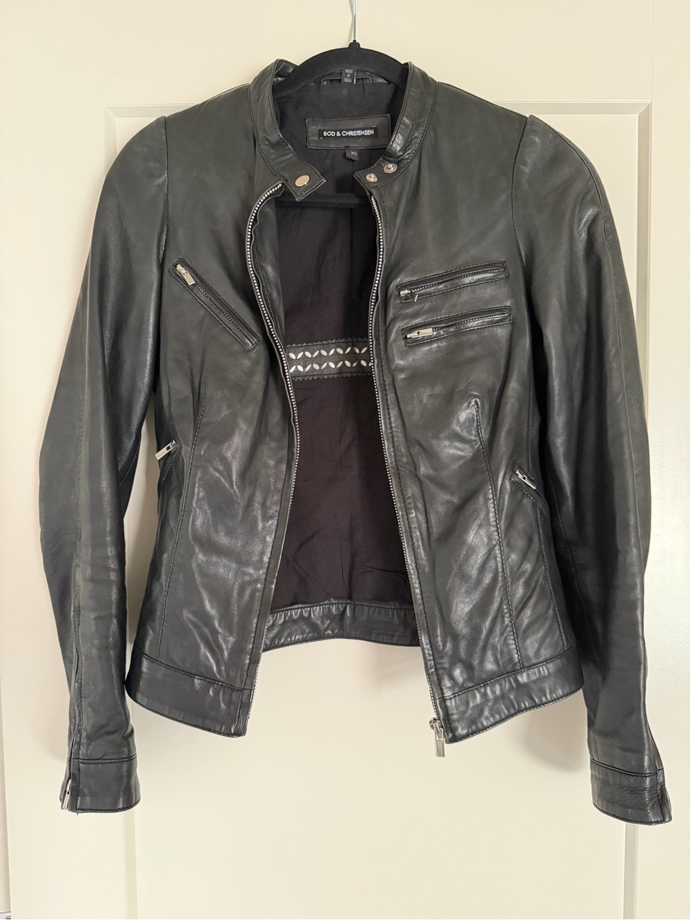 BOD & CHRISTENSEN Women's Black Leather Zip-Front Jacket